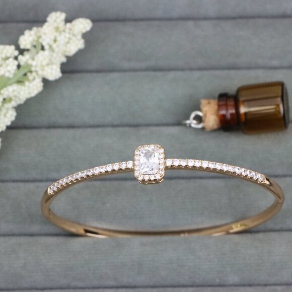 Rose Gold Bangle with Cushion-Cut Center Stone, XPBL0538 - Picture 11 of 12